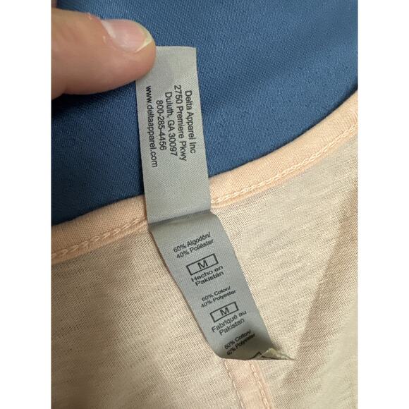 Peanuts Snoopy & Woodstock Long Sleeve T Shirts Set of 2 Charleston SC Medium - Picture 7 of 7